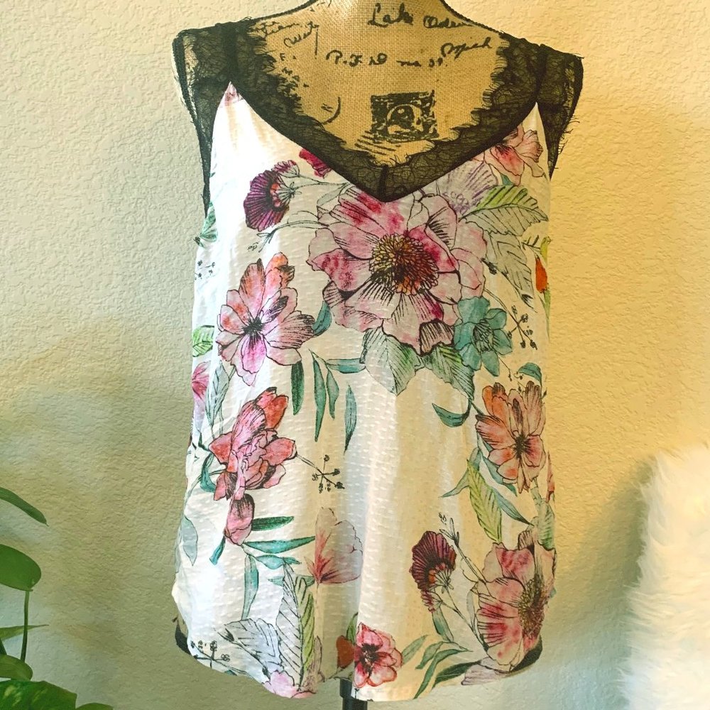 Lovestitch Mae Floral lace-trimmed v-neck cami